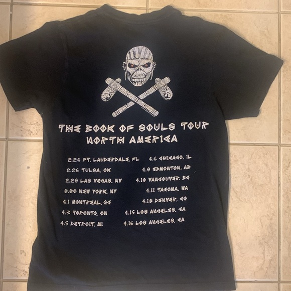 Iron Maiden 2017 Book of Souls tour shortsleeved T-shirt, size small. - Picture 3 of 6